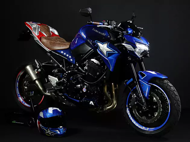 Kawasaki Z900 CaptainAmerica