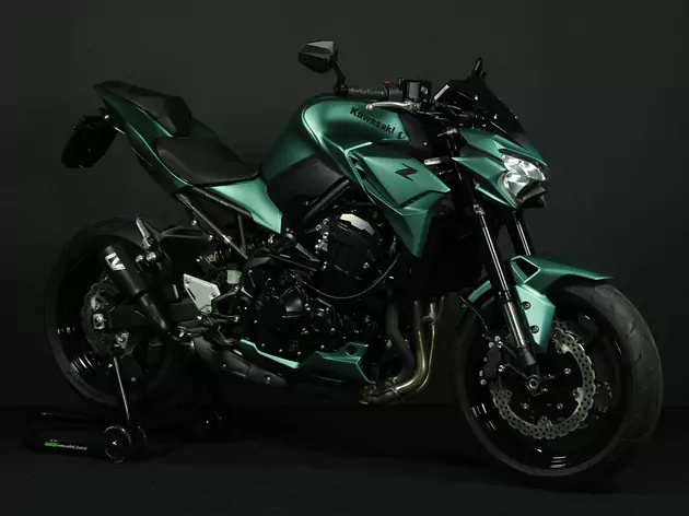 Kawasaki Z900 SmaragdEdition